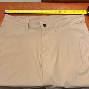 Zella Men's Performance Golf Shorts khaki EUC